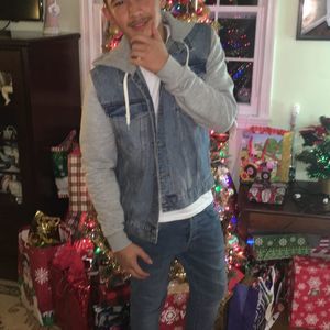 Meet your Posher, Danys